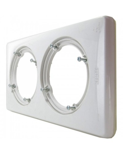 Рамка 2 поста IP44, белая Celiane Legrand 069072 в Хасавюрте Аксессуары для кабель-канала Pintop.ru