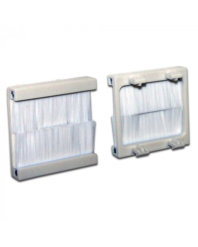 Вставка с черным щеточным вводом, 45х45 LANMASTER (LAN-SIP-23BR-BK) в Хасавюрте Коннекторы ВО Pintop.ru