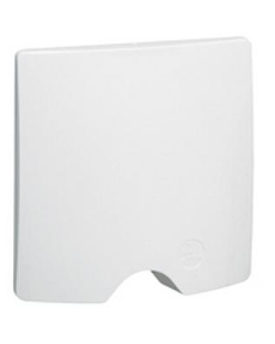 Вывод кабеля IP 44 белый Etika Legrand 672290 в Хасавюрте Аксессуары для кабель-канала Pintop.ru