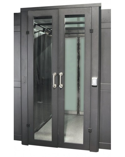 Дверь коридора распашная 1200 мм для шкафов LANMASTER DCS 42U, стекло, без замка LANMASTER LAN-DC-HDRM-42Ux12 в Хасавюрте Аксессуары для стоек и шкафов Pintop.ru