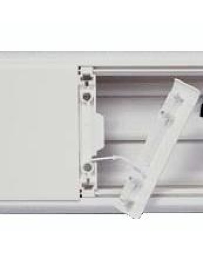 Накладка на стык крышек шириной 65 мм LEGRAND 010801 в Хасавюрте Аксессуары для кабель-канала Pintop.ru