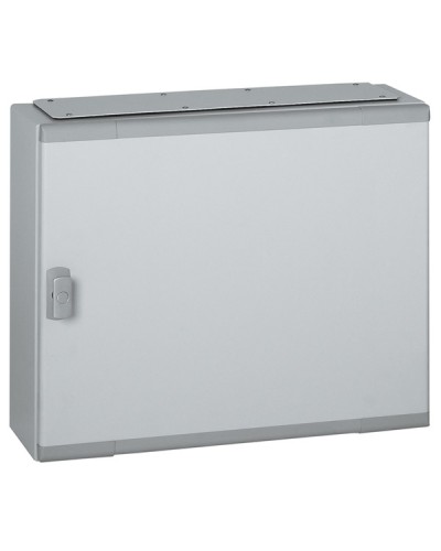 Шкаф распределительный Legrand 020182 в Хасавюрте Щиты электрические Pintop.ru