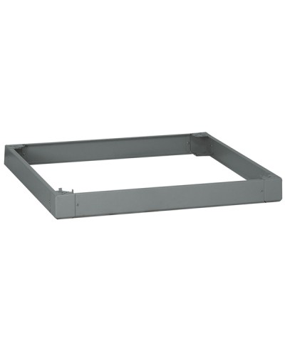 Цоколь Legrand 020511 в Хасавюрте Цоколи для шкафов и стоек Pintop.ru