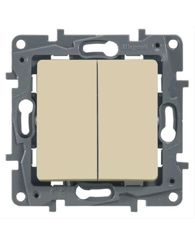 Выключатель двухклавишный 10 AX 250 В слоновая кость Etika Legrand 672302 в Хасавюрте Аксессуары для кабель-канала Pintop.ru