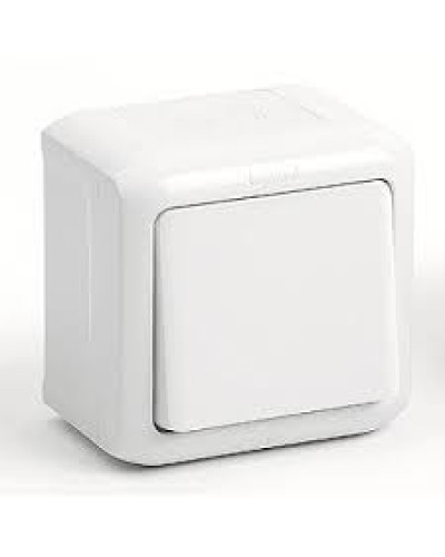 Переключатель Quteo 10 AX LEGRAND 782304 в Хасавюрте Аксессуары для кабель-канала Pintop.ru