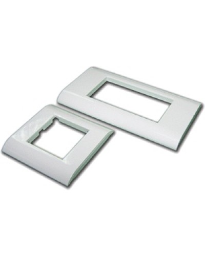 Накладка пластиковая TWT-FR45x90 в Хасавюрте Аксессуары для стоек и шкафов Pintop.ru