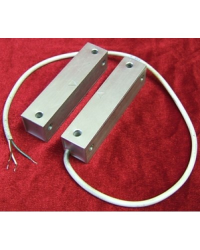 Извещатель охранный магнитоконтактный Магнито-Контакт ИО 102-26 исп.105 (металлорукав из нержавеющей стали) в Хасавюрте Извещатели охранные Pintop.ru